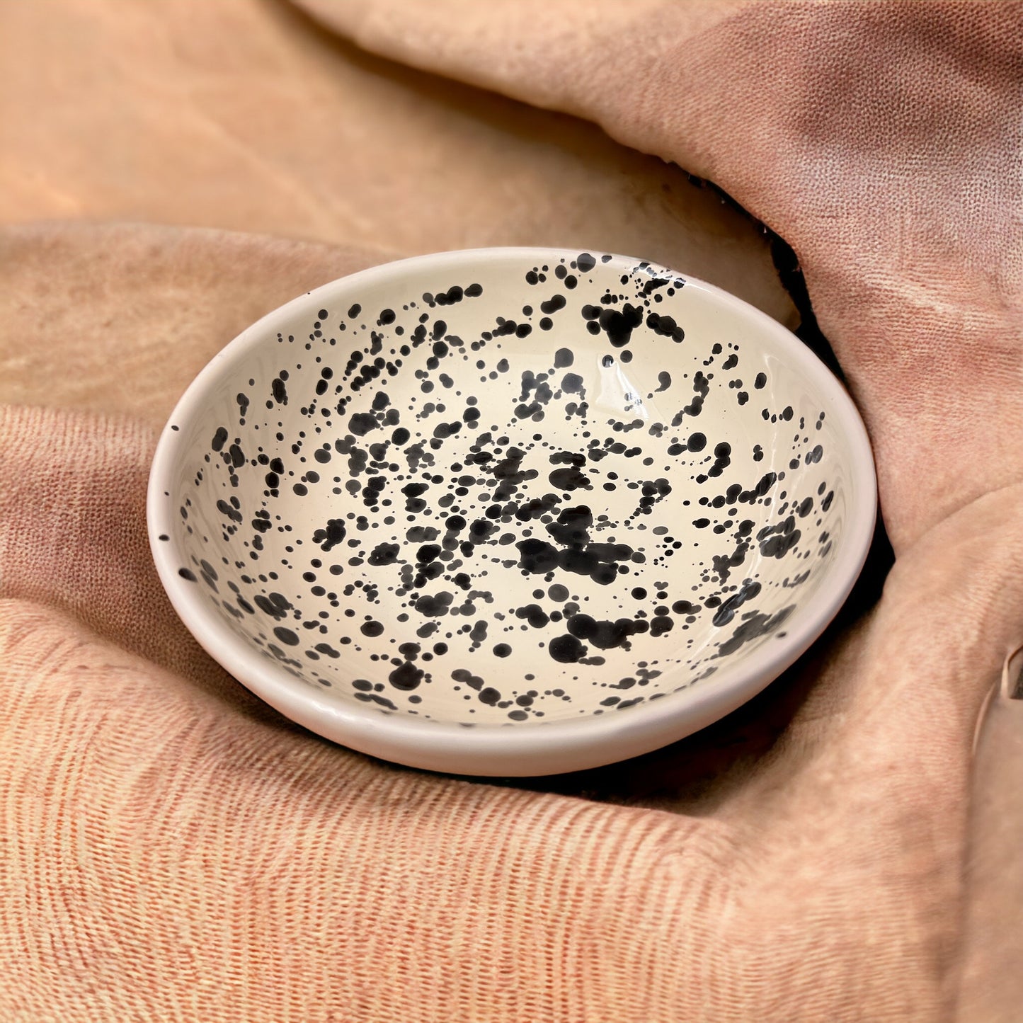 Copetta - crema e nero